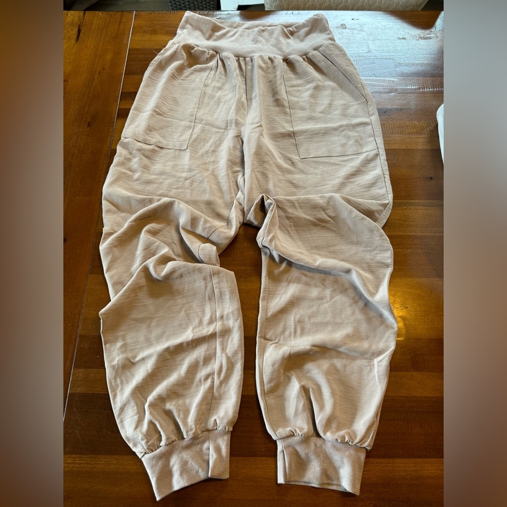 Zenana Cream Joggers with side pockets